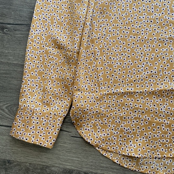Equipment Leema Ditsy Print Shirt Size XS - Picture 5 of 9